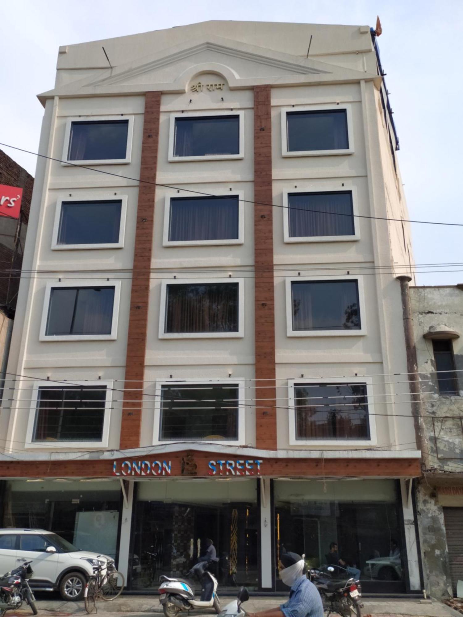 Treehouse London Street Amritsar Hotel Exterior photo
