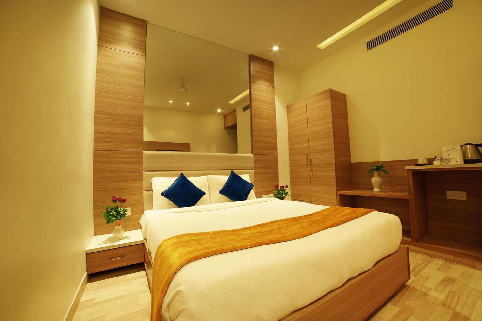 Treehouse London Street Amritsar Hotel Exterior photo