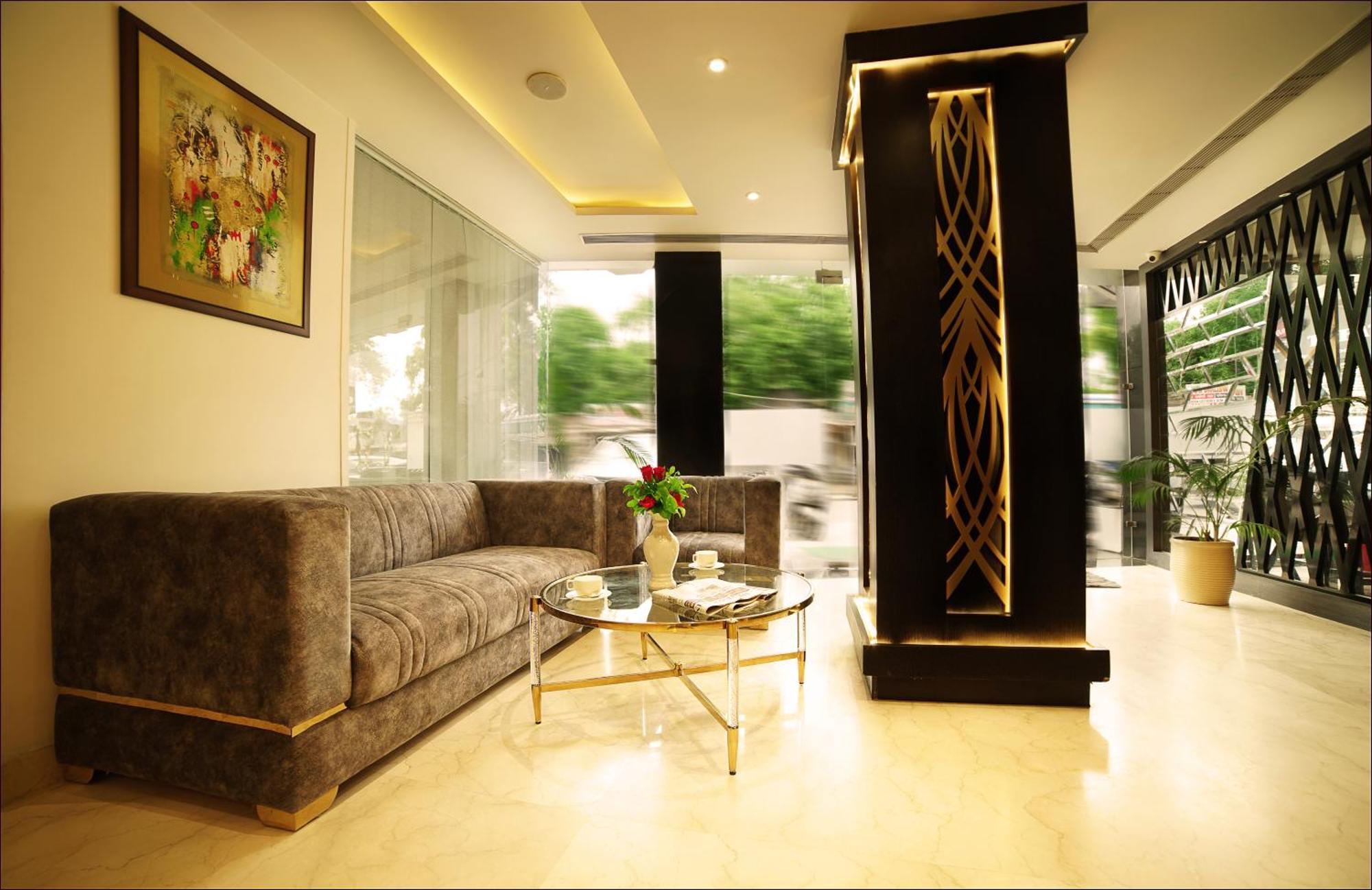 Treehouse London Street Amritsar Hotel Exterior photo