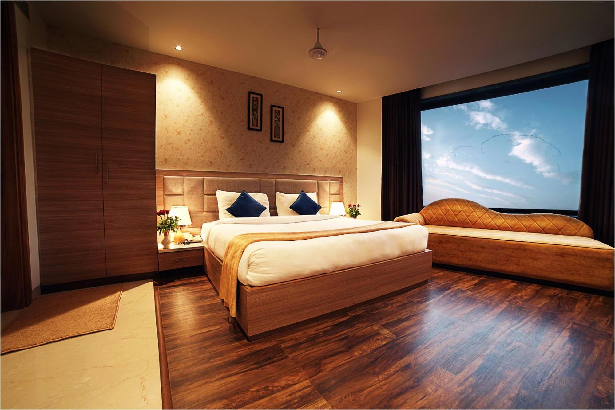 Treehouse London Street Amritsar Hotel Exterior photo